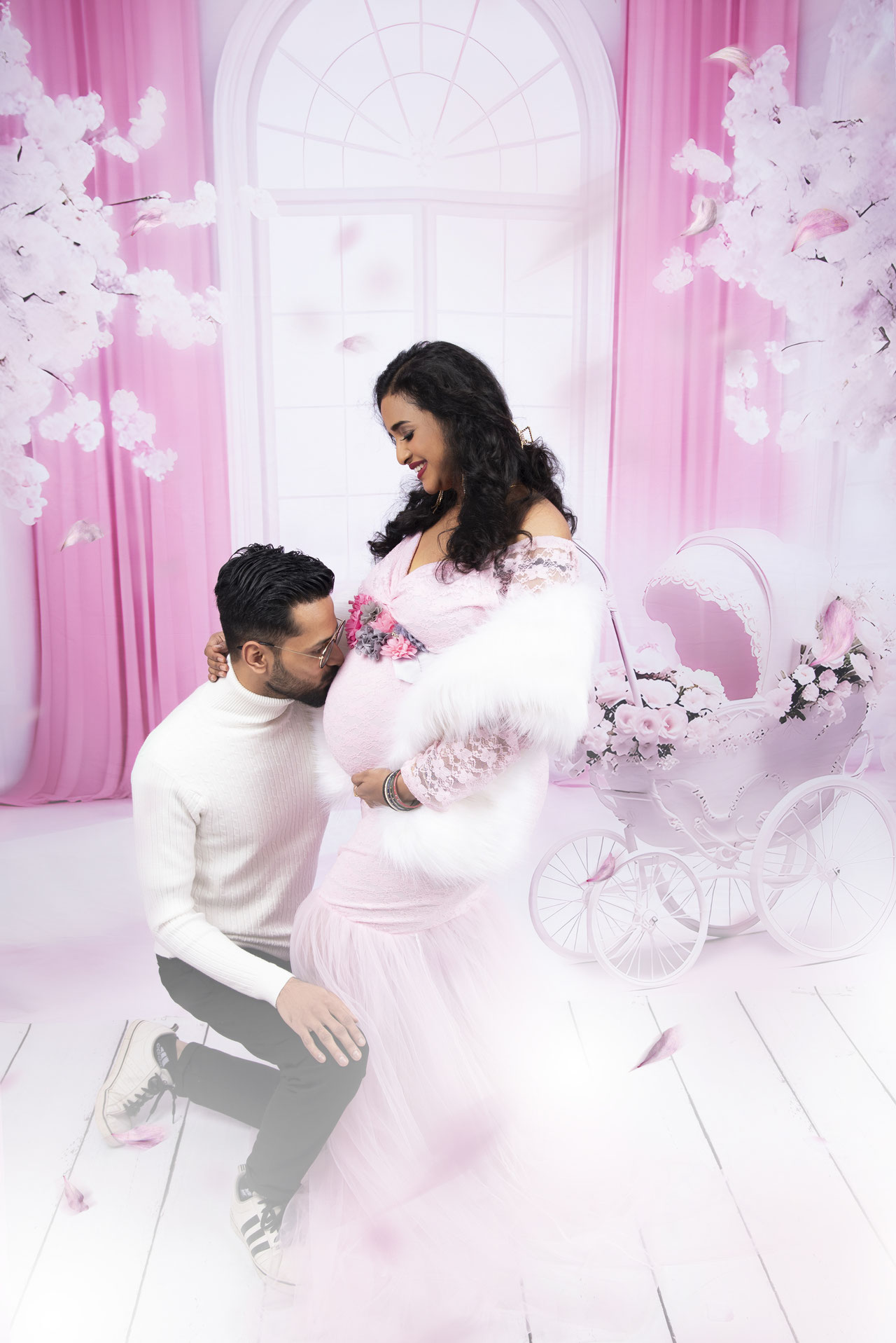 pregnancy shoot with love