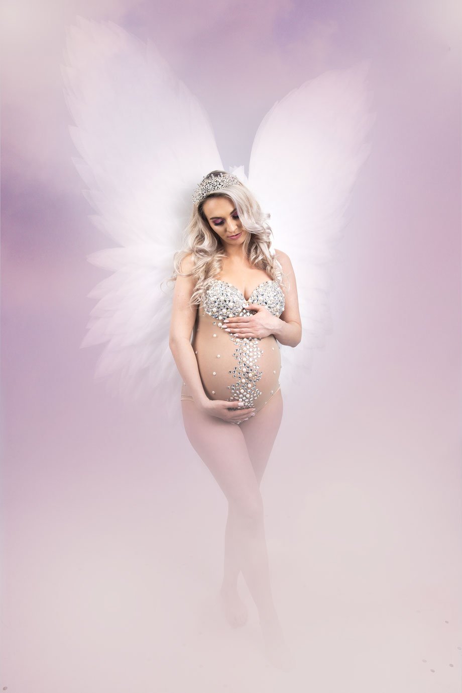 Materninty shoot with Angels Wings