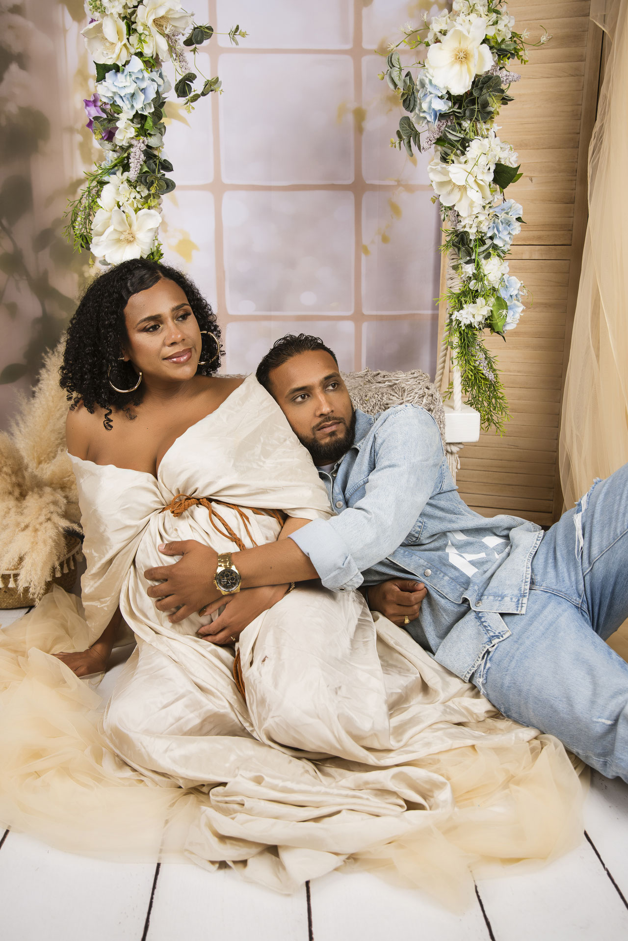 maternity photography with dress