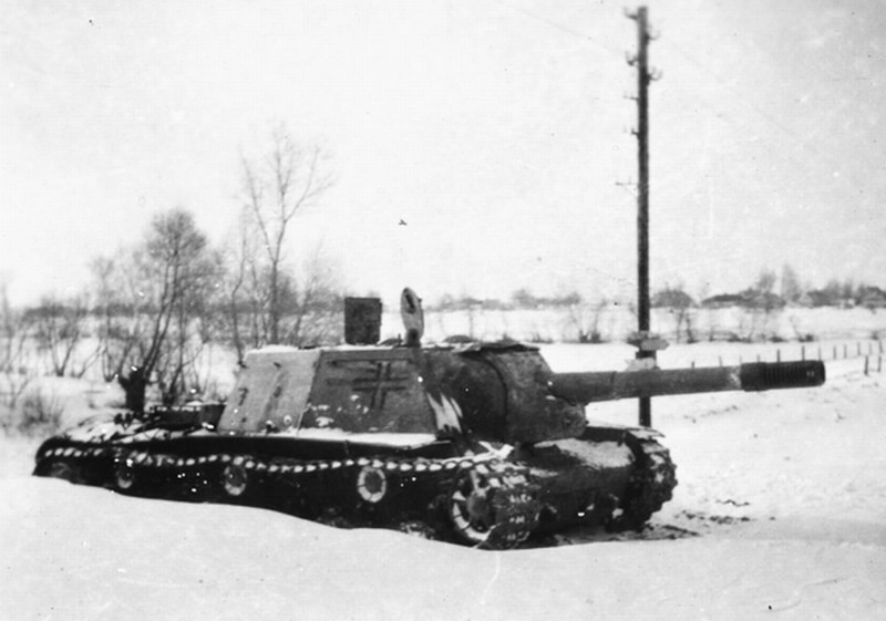 Quelques clichés de SU-152 capturés prouvent que le sabotage n'était pas toujours possible