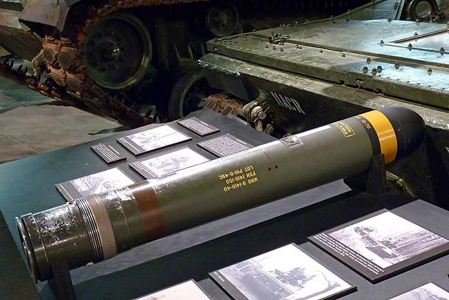 Présentation du missile Shillelagh, capable d'être tiré aussi depuis un M551 Sheridan 