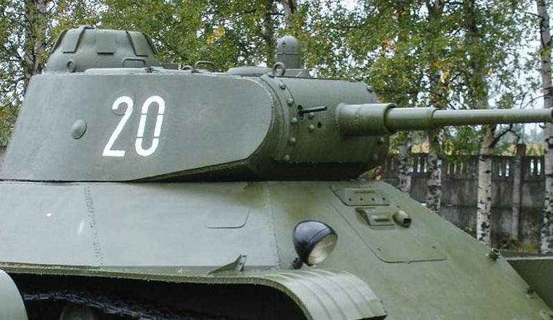La tourelle triplace, comme sur les panzers, donne au T-50 un réel potentiel au combat...