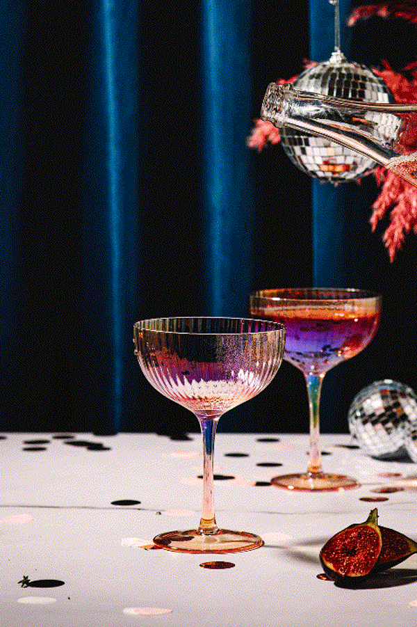 Rosé Champagner. Silvester Stop Motion für Garnelenfarm Gamba Zamba.