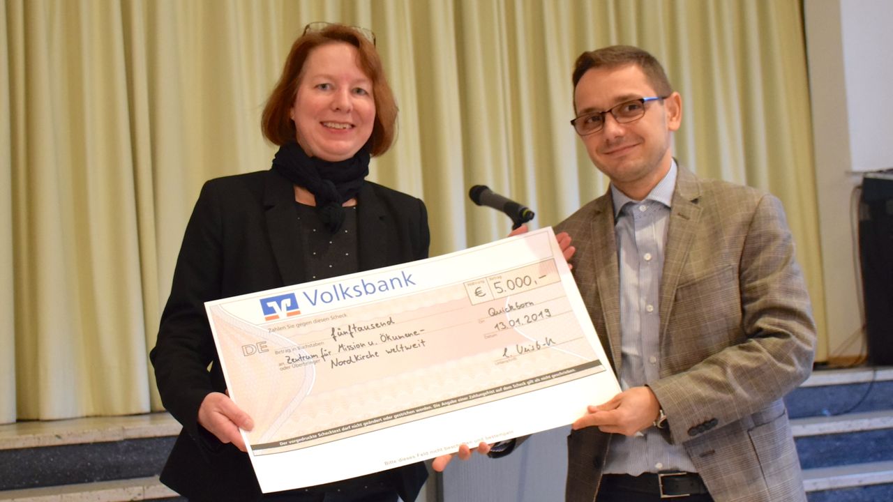 Ev Kirche Spende Uber 5 000 Euro Fur Doliambo Quickborn1 Das News Portal Der Stadt Informationen Aus Politik Wirtschaft Und Kultur