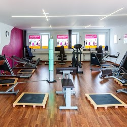 Zirkelfit, geöffnet von 6.00 - 23.00 Uhr, 365 Tage im Jahr!