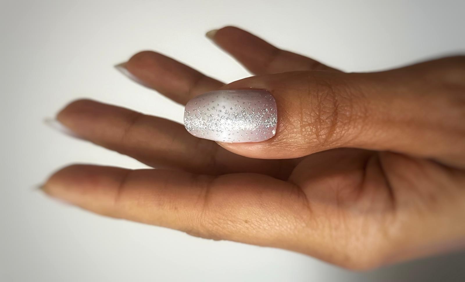 Glitter Eye Boomer