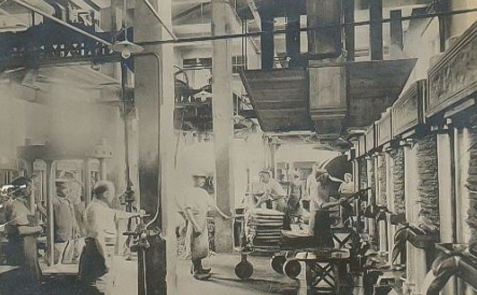 Het laboratorium van de Calvéfabrieken aan de Wateringseweg. Gesloopt in 1967. 1930