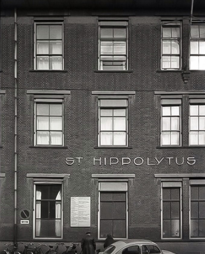 Het Sint Hippolytus Ziekenhuis aan de Phoenixstraat 66.  1960-1962