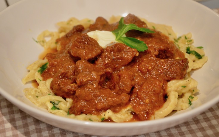 Rinder Gulasch mit Spätzle