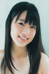 内田 真礼