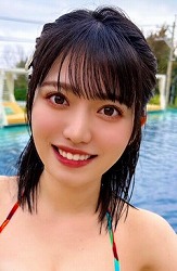 石浜 芽衣