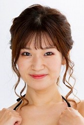 中島 由依子