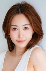 三輪 晴香