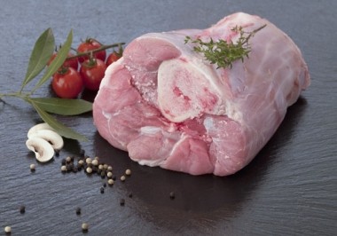 Notre Veau Est D Origine Francaise Race Limousin Le Lieu D