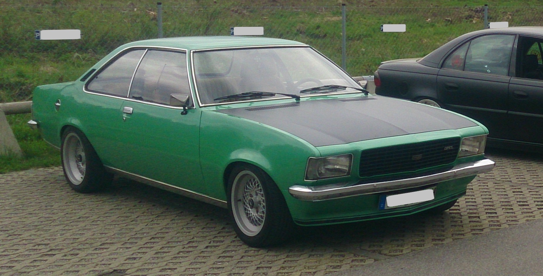 Opel Commodore (1)