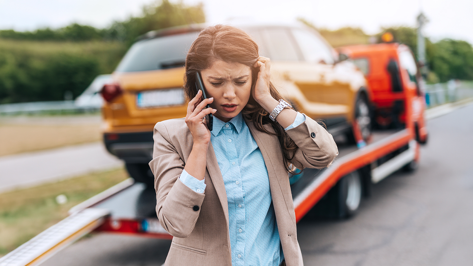 Verkehrsunfall: Warum Sie sich um nichts kümmern müssen – Der Anwalt regelt Versicherung, Gutachter und Schadensregulierung
