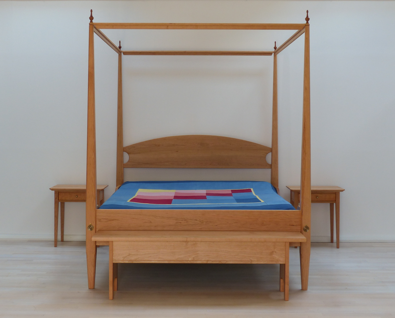 Pencilpost bed