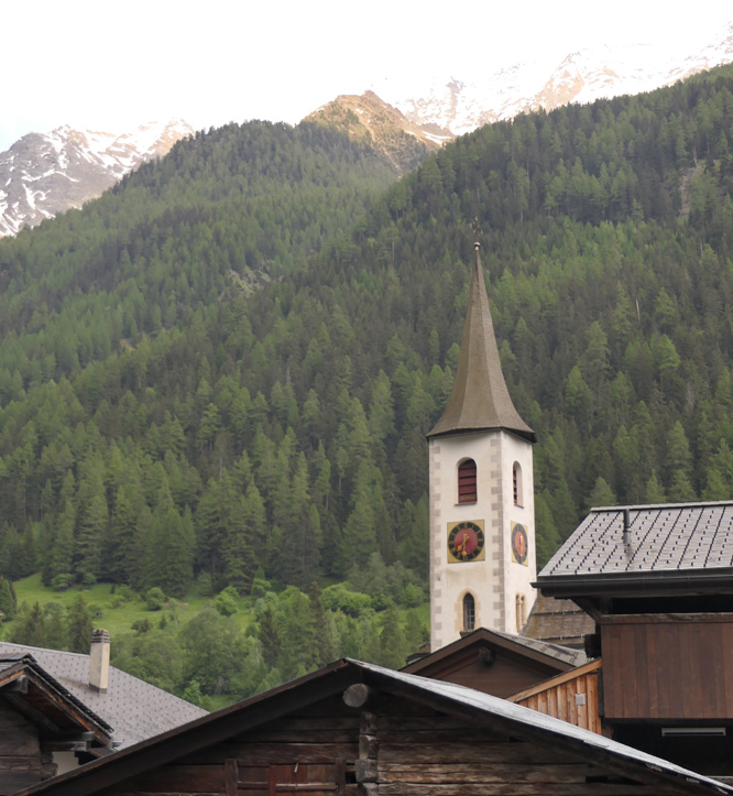 56 Shaker-Möbel für ein Holzhaus im Wallis