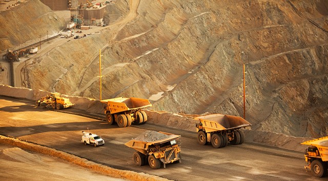 *Imagen referencial al Transporte Minero (gran minería).