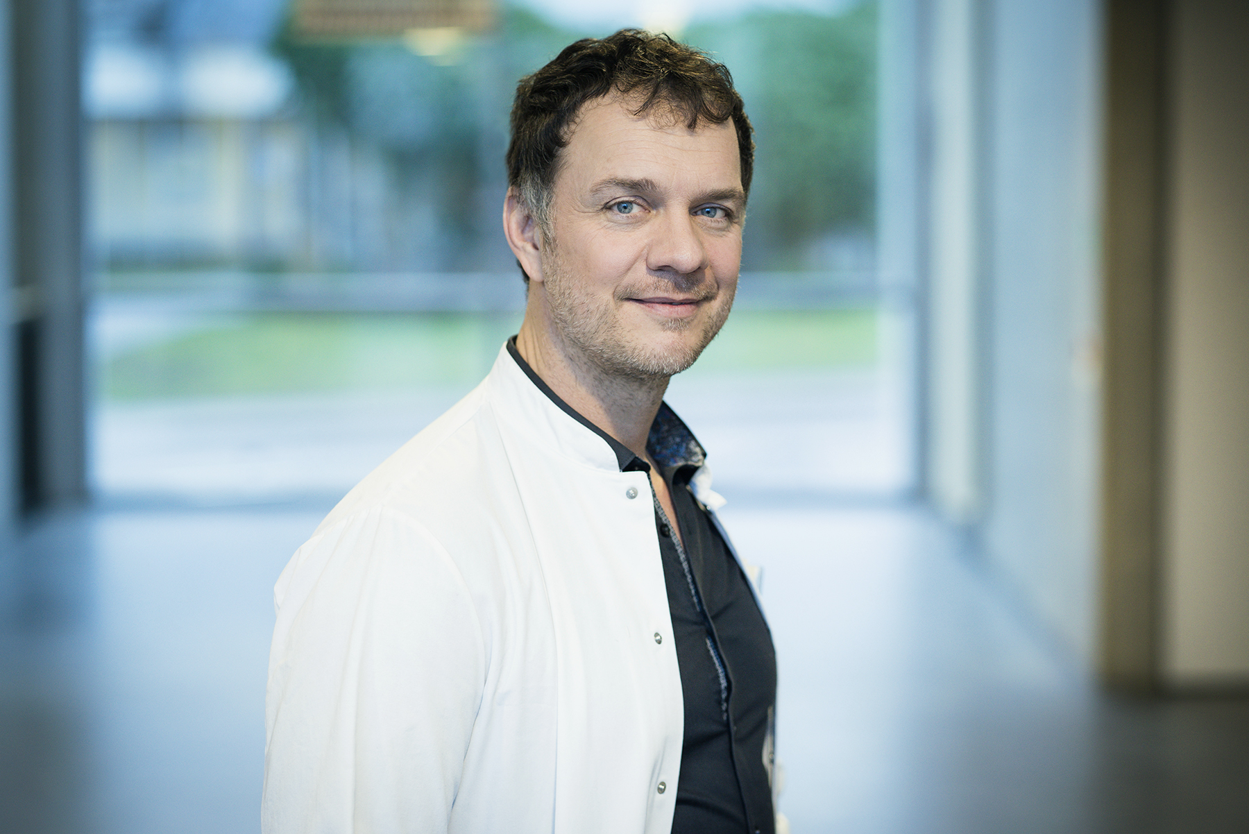 DR. VOLKER BUSCH