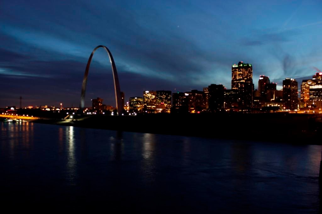 09 - St. Louis
