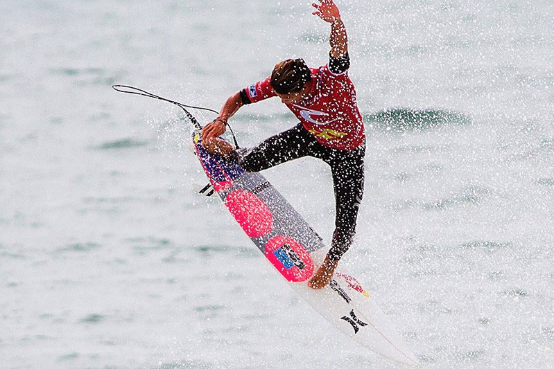 ジュリアン・ウィルソン - INSIST SURF 横浜港南台店