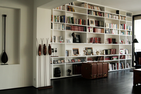  Rénovation complète d'un appartement triplex à paris. Bibliothèque sur-mesure.