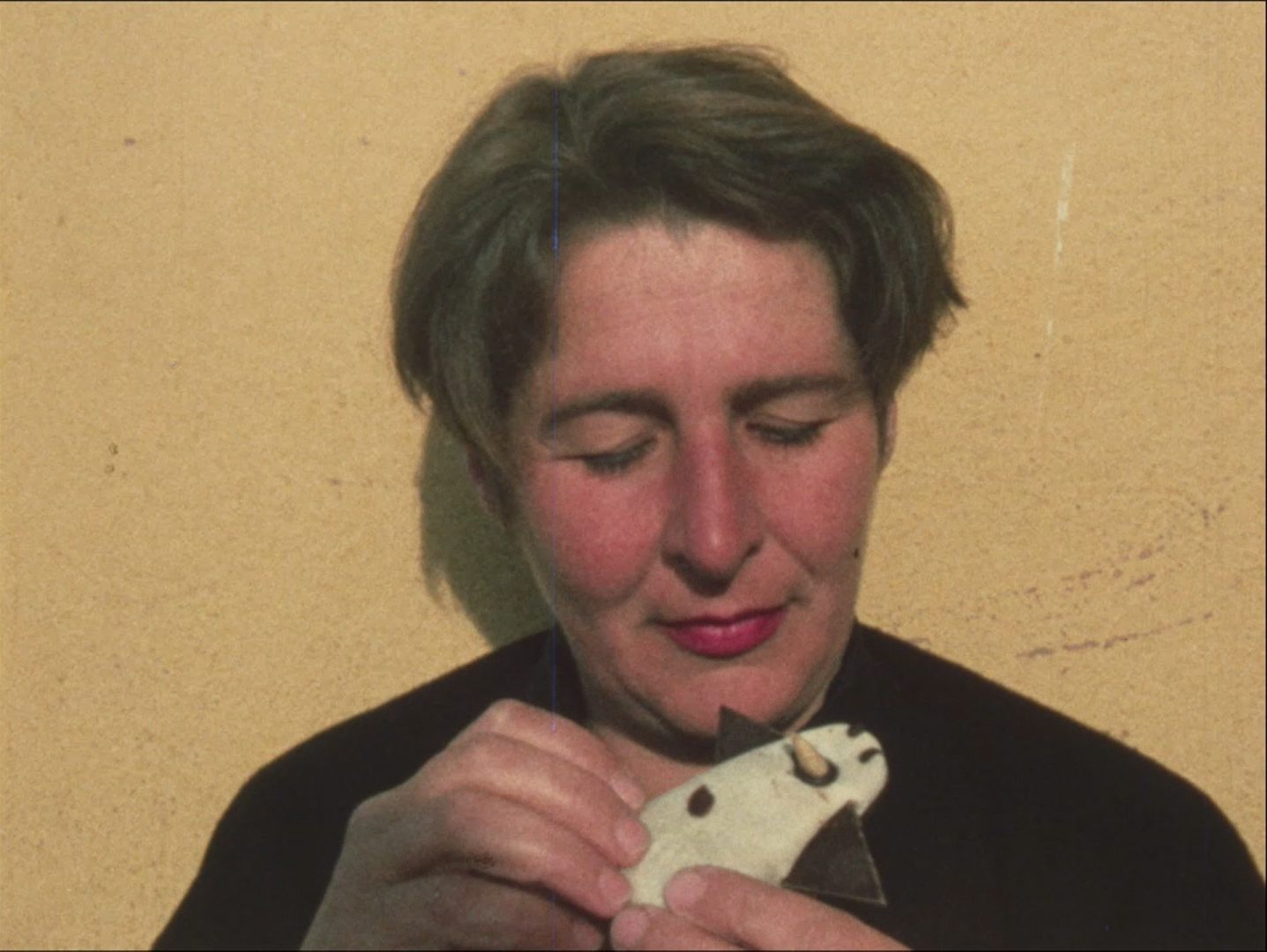 HANNA ISST TIERE Hanna Schimek, Gustav Deutsch, Austria 1991, Super 8