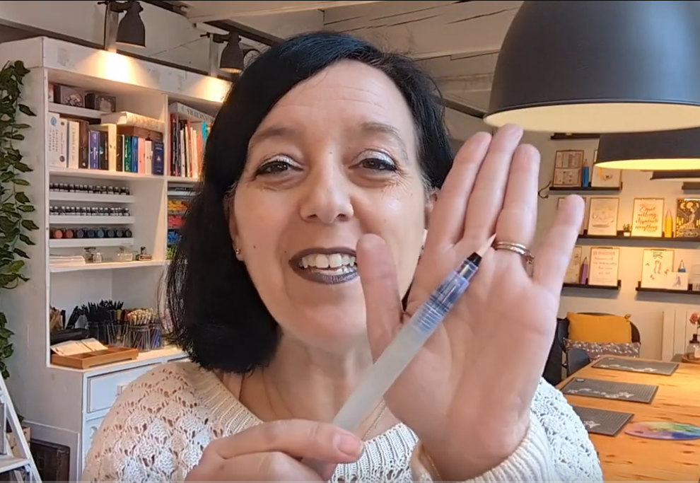 Le pinceau réservoir : l'outil plébiscité pour se lancer à l’aquarelle