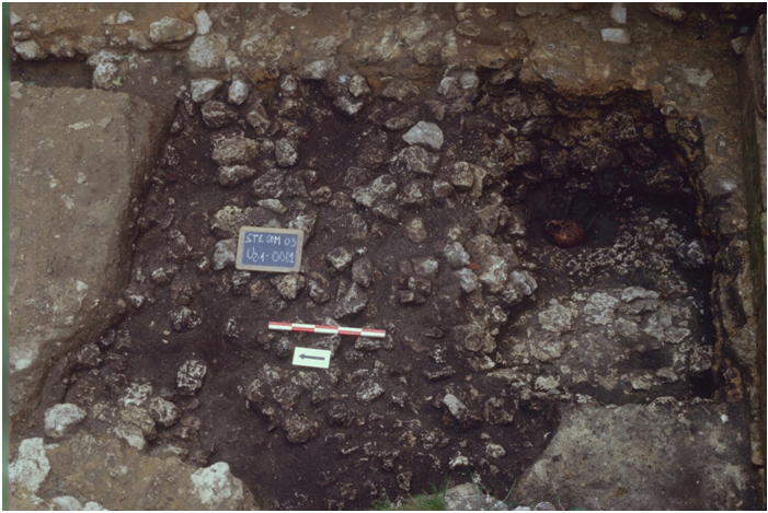 Image des fouilles du cloître en 2003