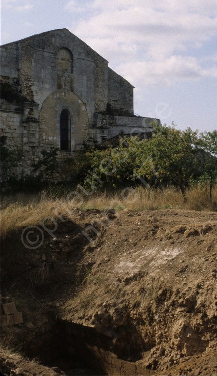 Fouilles 1982, la citerne médiévale