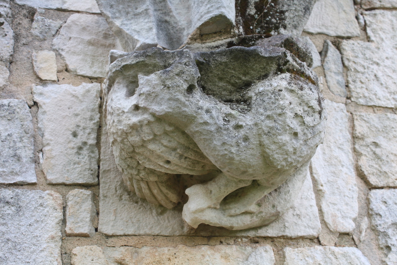 Cul de lampe représentant un basilic XIII°S