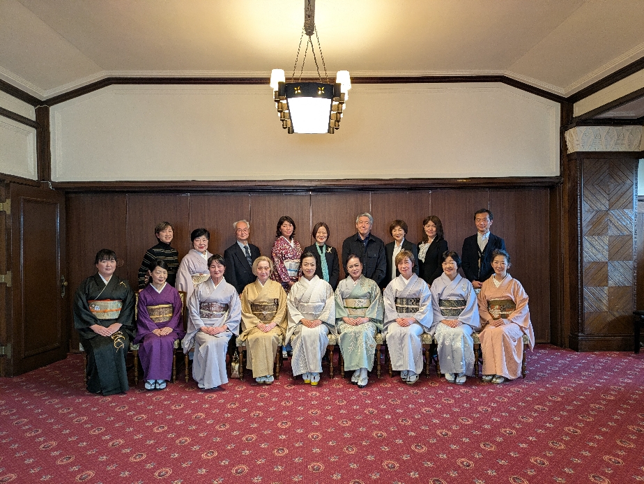 日立目白クラブにて会食後の集合写真