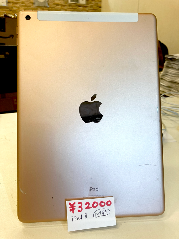 iPad8 128GB 32000円