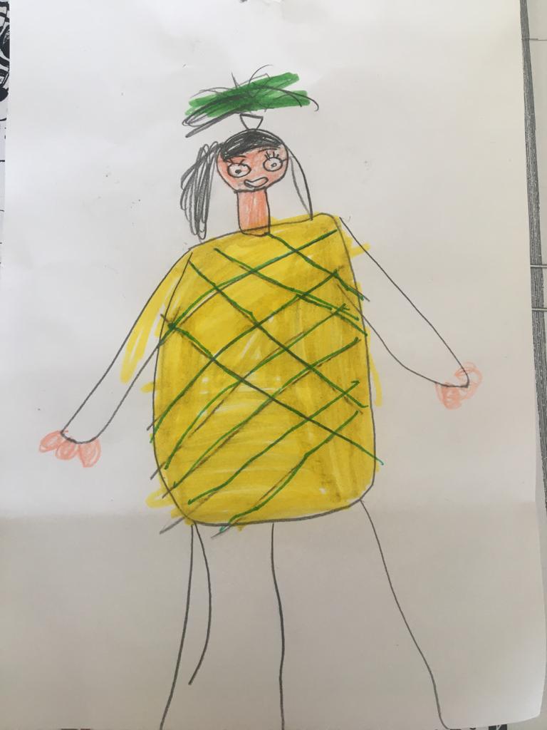Unsere Lehrerin war am Faschingsdienstag als Ananas verkleidet.