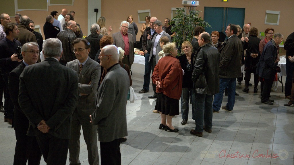 Réunion pour l'honorariat de Simone Ferrer et Gérard Pointet, anciens Maires de Cénac, vendredi 3 avril 2015