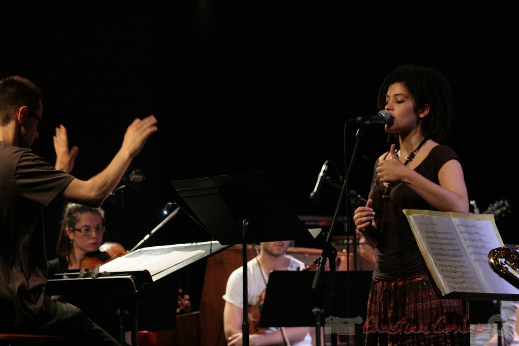 Julien Dubois, direction du Big Band du Conservatoire Jacques Thibaud, section MAA-Jazz. Festival JAZZ360 2011, Cénac. 03/06/2011