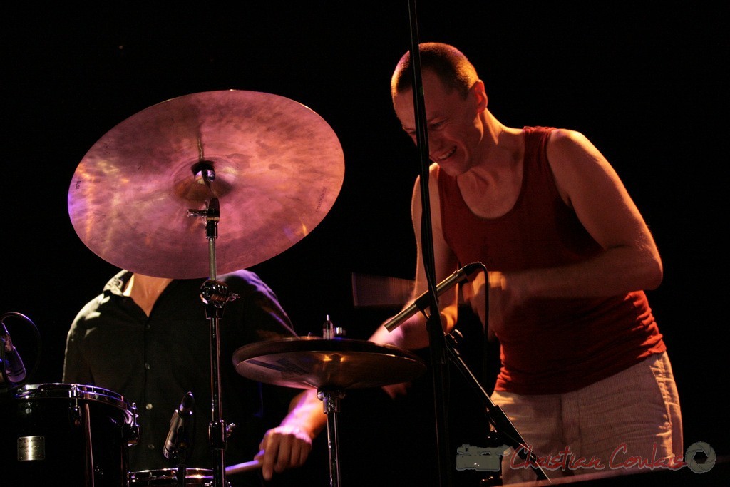 Médéric Collignon aux baguettes; Médéric Collignon "Jus de Bocse". Festival JAZZ360 2011, Cénac. 04/06/2011