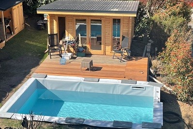 Schwimmbadbau / Teichbau mit Schalungssteinen