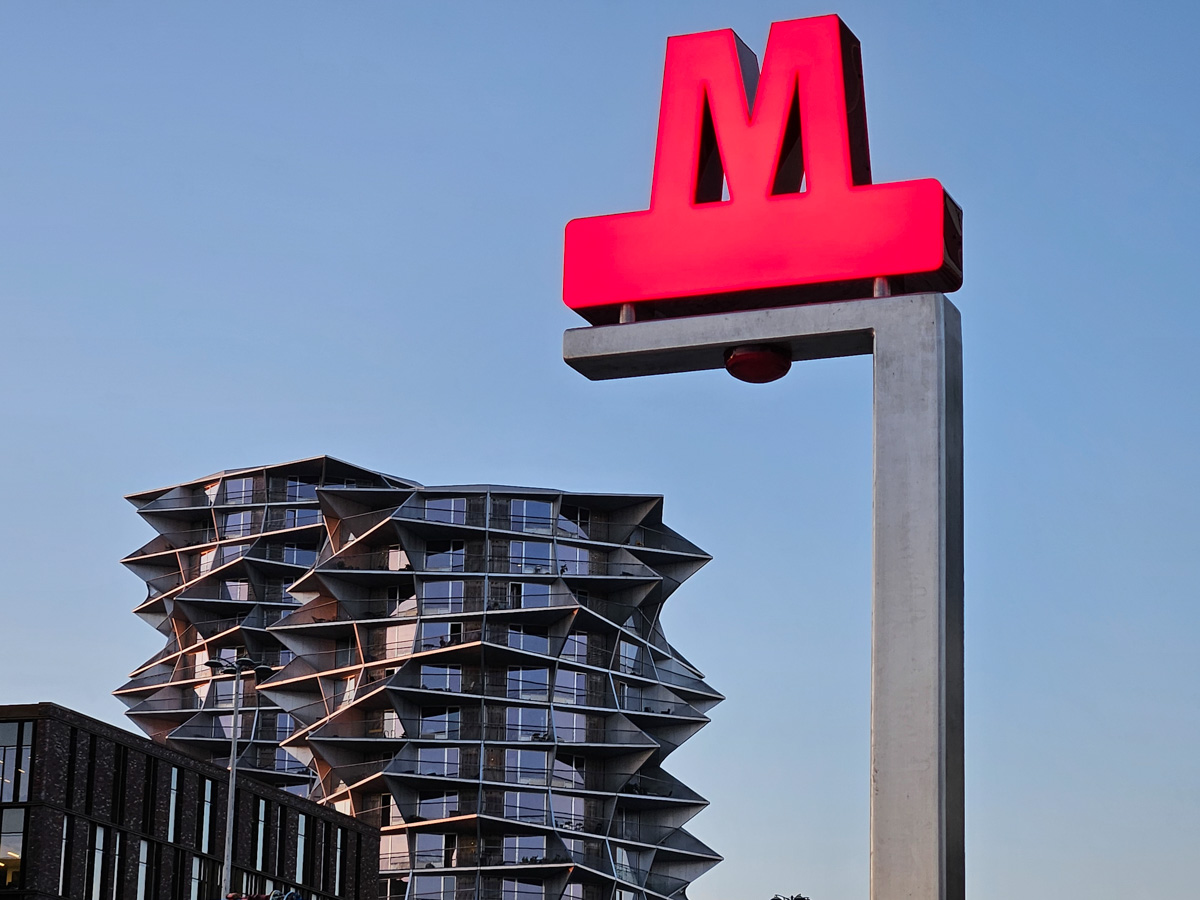 12 2024 (B) - Wolfgang Diehl - Metro