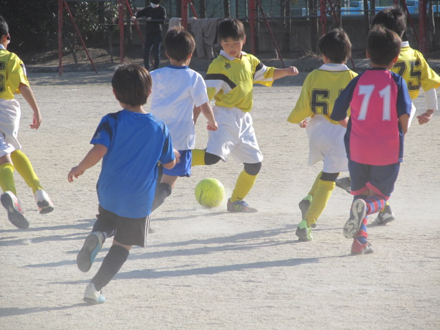 練習試合　越谷市東越谷小　３年生練習試合