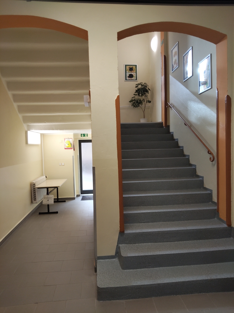 Unser Schulhaus erstrahlt im neuen Glanz