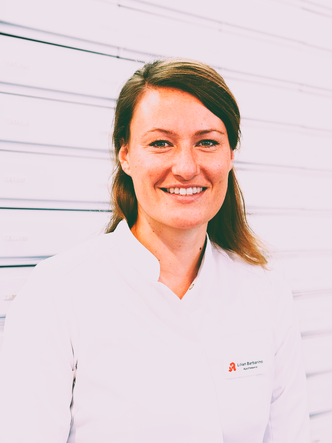 Lilian Barbarino, Apothekenleitung