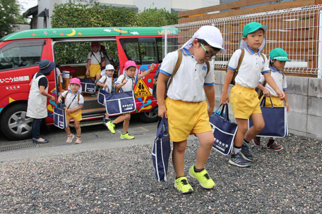 幼児　園児　そろばん　明光幼稚園