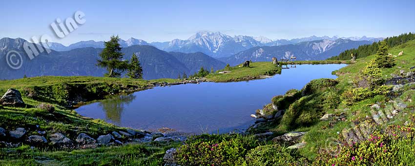 Am Knappensee auf der Leppner Alm in der Kreuzeckgruppe, Kärnten gegen Kollinkofel, Hohe Warte und Kellerspitzen, ganz rechts der Seekopf im Karnischen Hauptkamm