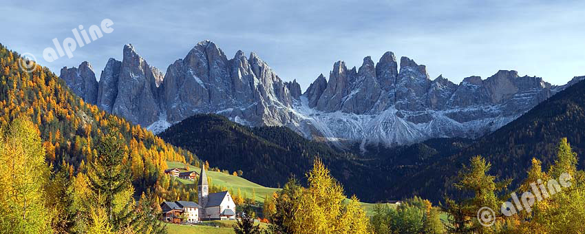 Bei  St.Magdalena im Villnößtal gegen die Geislergruppe, Dolomiten, Südtirol