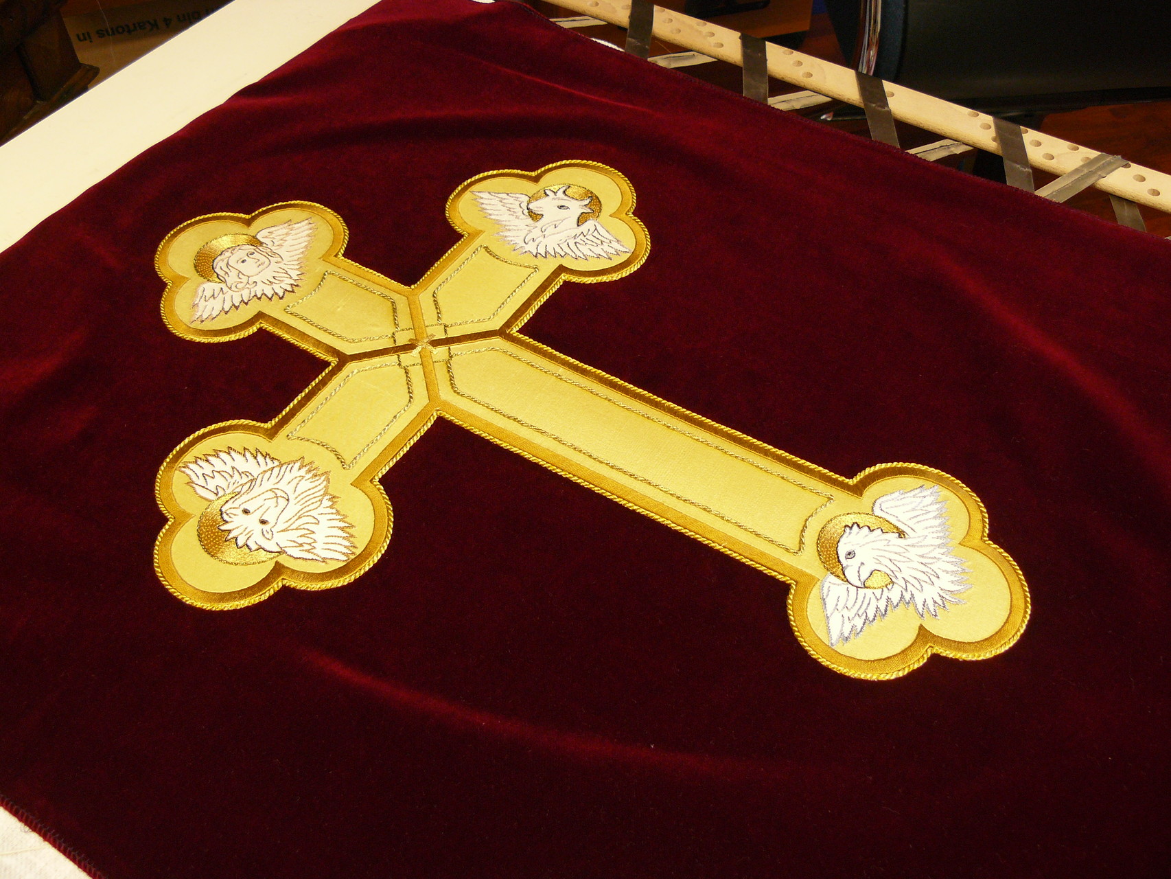 Antependienkreuz Originalkopie mit den gleichen Techniken