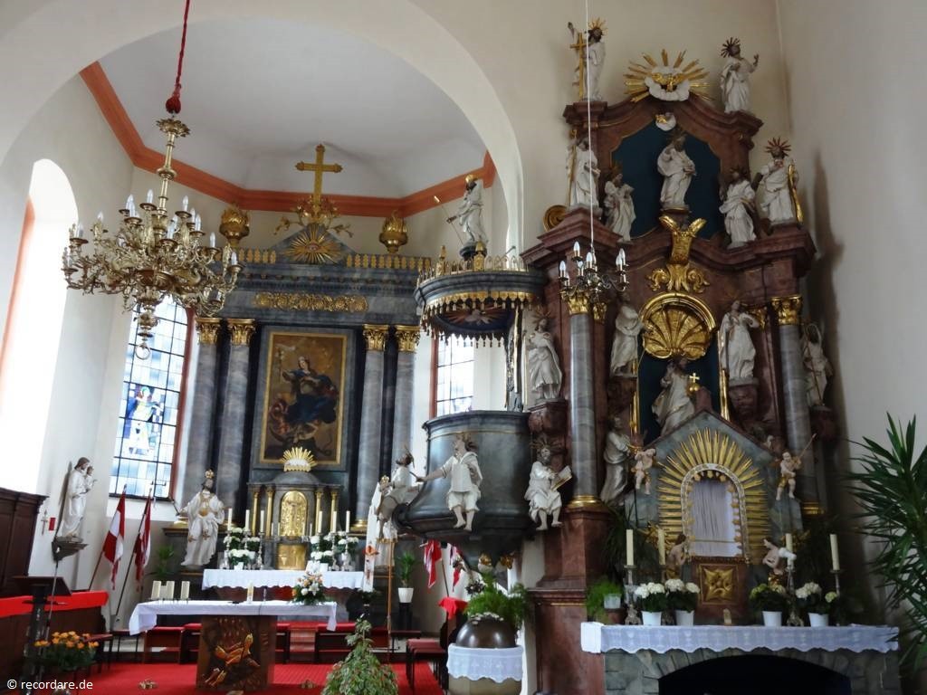 Apostelaltar und Hochaltar