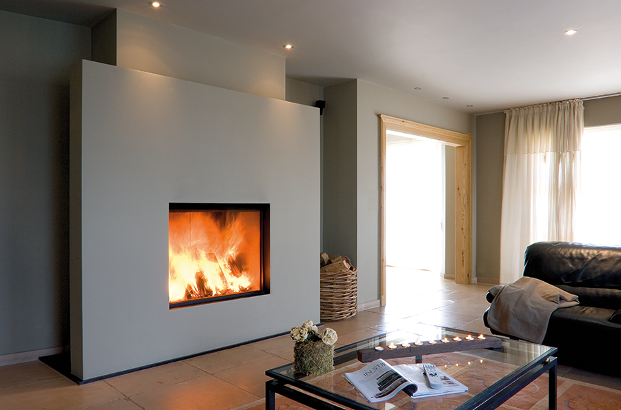 Cheminée feu bois foyer fermé 