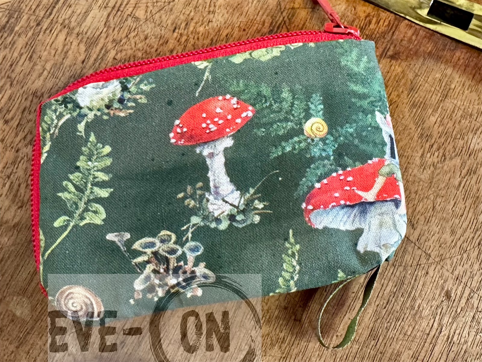 10100 Pilz und Schnecke